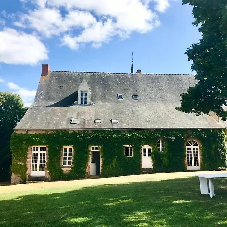 Holiday home Grand A Sur Sarthe Parce-sur-Sarthe