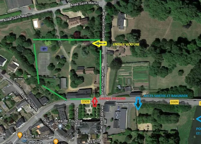 Grand A Sur Sarthe Holiday home *