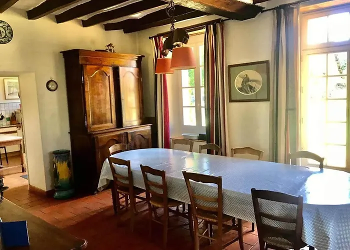 Holiday home Grand A Sur Sarthe Parce-sur-Sarthe