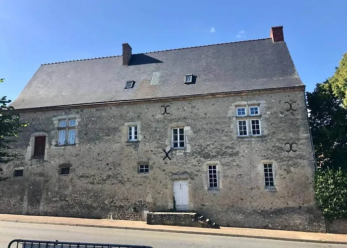 Grand A Sur Sarthe Holiday home